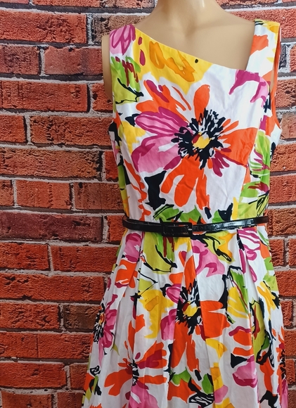 PRICE DROP!! R&K Originals party dress - Picture 2 of 13